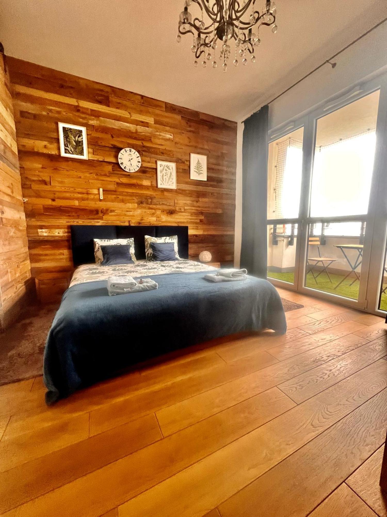 Lake Park Apartament With Free Parking Airport Netflix Apartamento Varsóvia Exterior foto