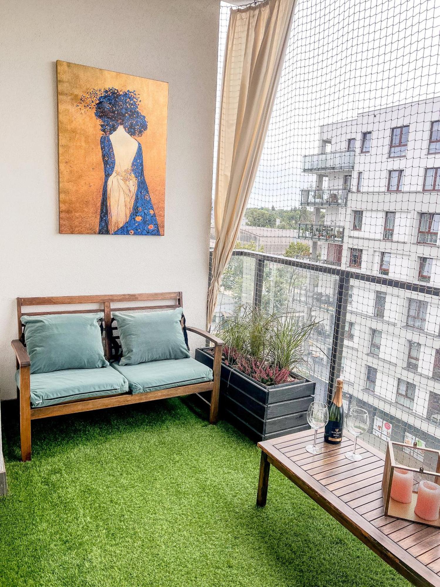 Lake Park Apartament With Free Parking Airport Netflix Apartamento Varsóvia Exterior foto