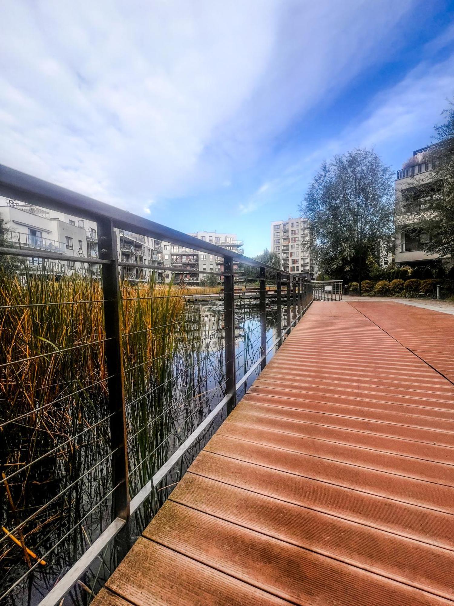 Lake Park Apartament With Free Parking Airport Netflix Apartamento Varsóvia Exterior foto